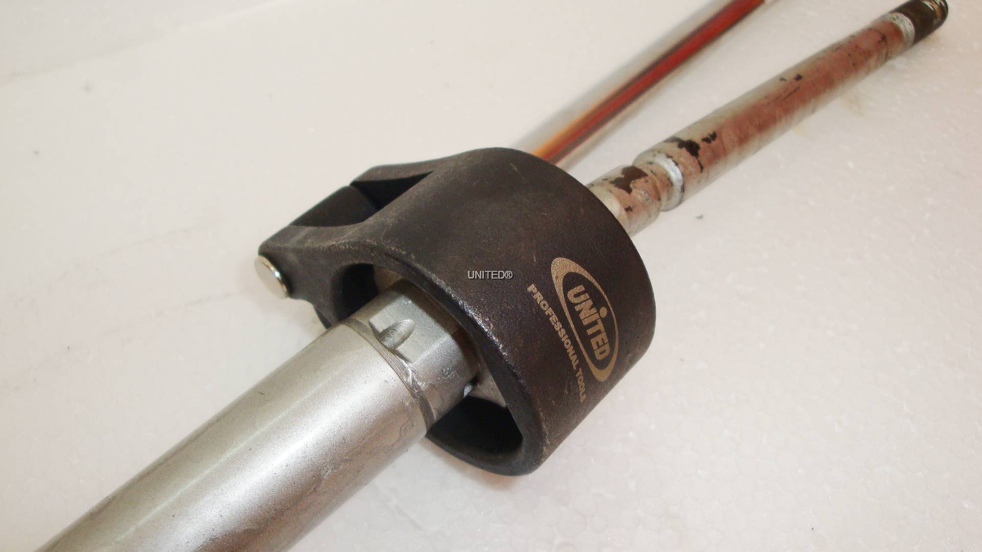 Efficient Tie Rod End Replacement with Universal Master Tie Rod Wrench